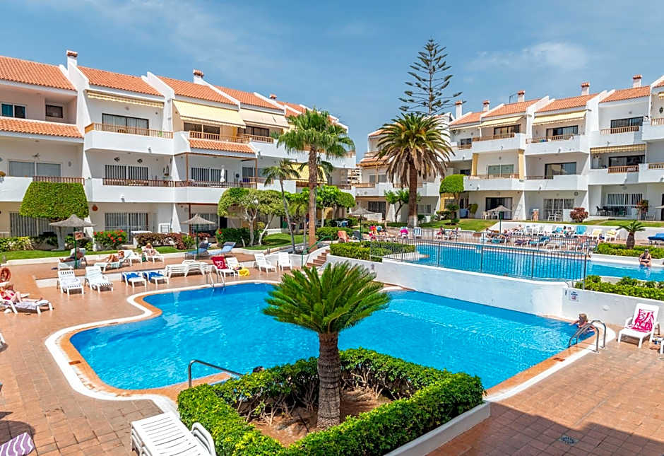 Apartamentos Hg Cristian Sur