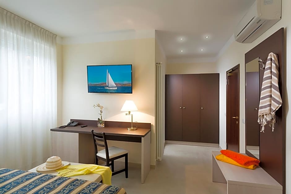Hotel Milano Helvetia - in centro con piscina