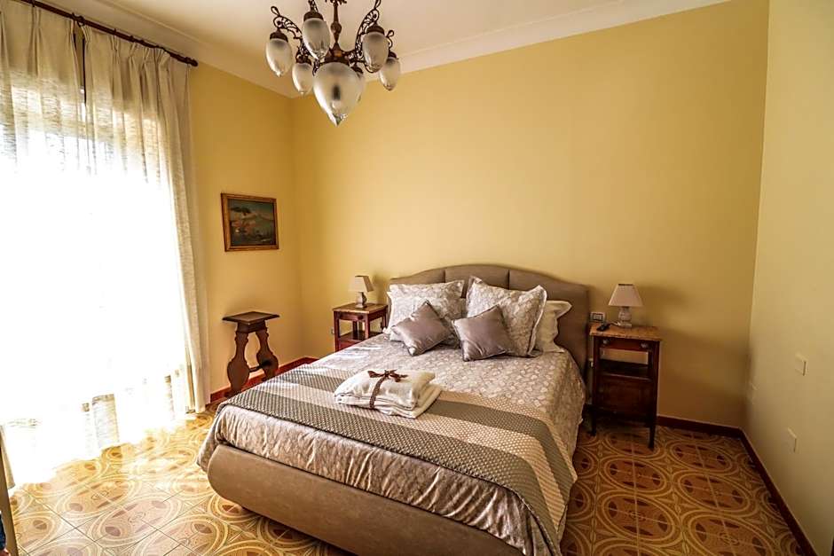 Villa Favorita Suites