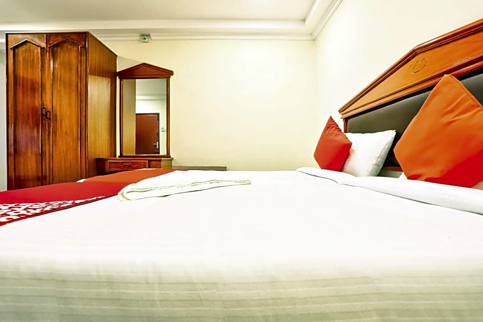 OYO Flagship 30746 Hotel Sakthi Park