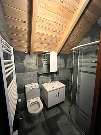 Double Room with Balcony (3 Adults)