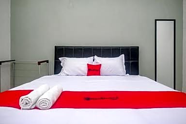 RedDoorz near Majapahit Semarang