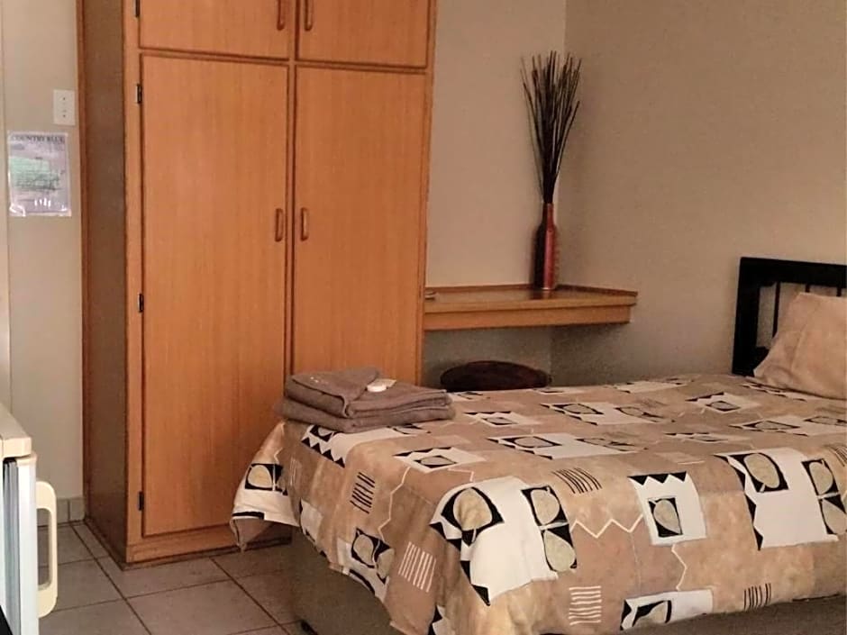 Country Blue Luxury Guest House