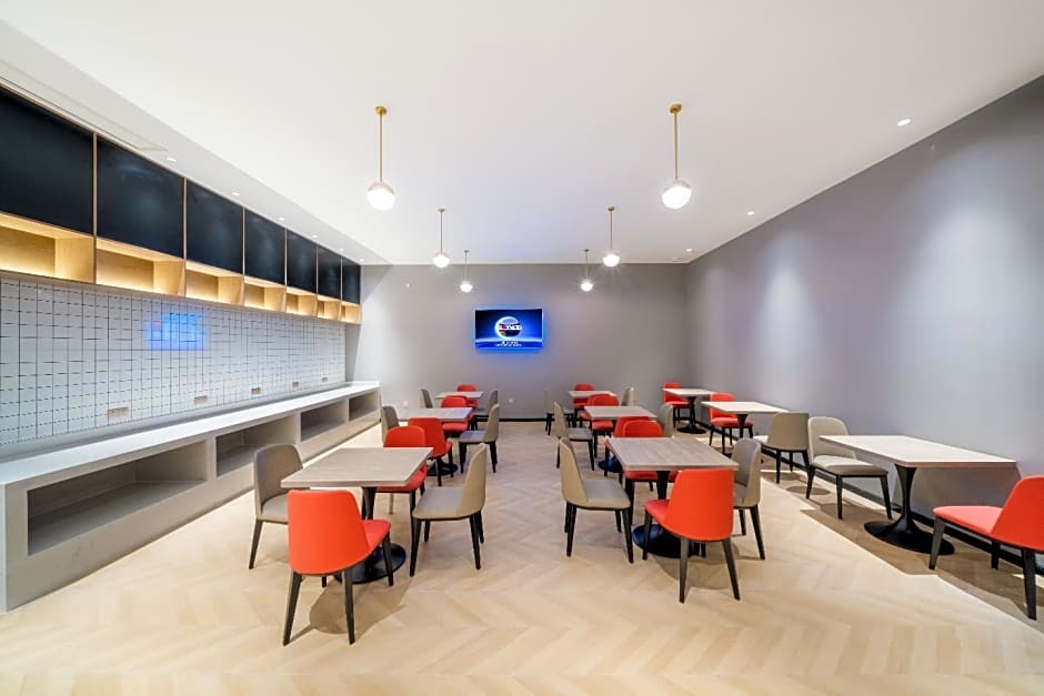 Borrman Hotel Tianmen New City