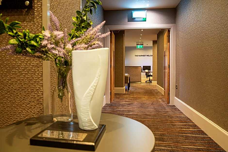 The Enniskillen Hotel and Motel