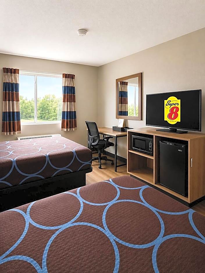 Super 8 by Wyndham Canandaigua