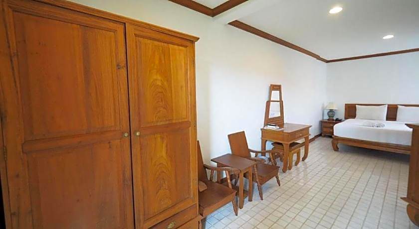 Fah Place Hotel