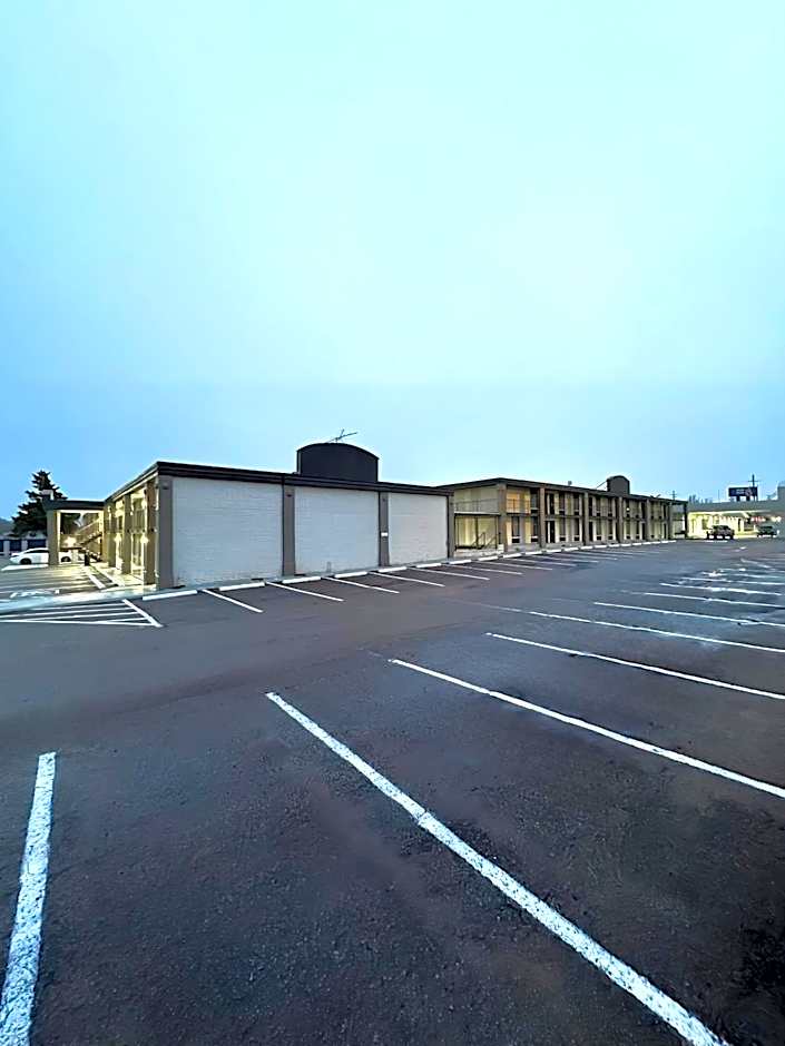 Motel 6 Chickasha, OK