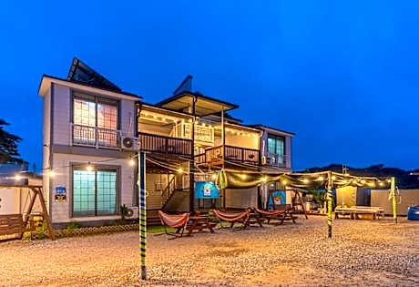 Family Couple Pension Harupia