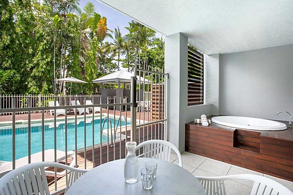 Mantra Aqueous Port Douglas