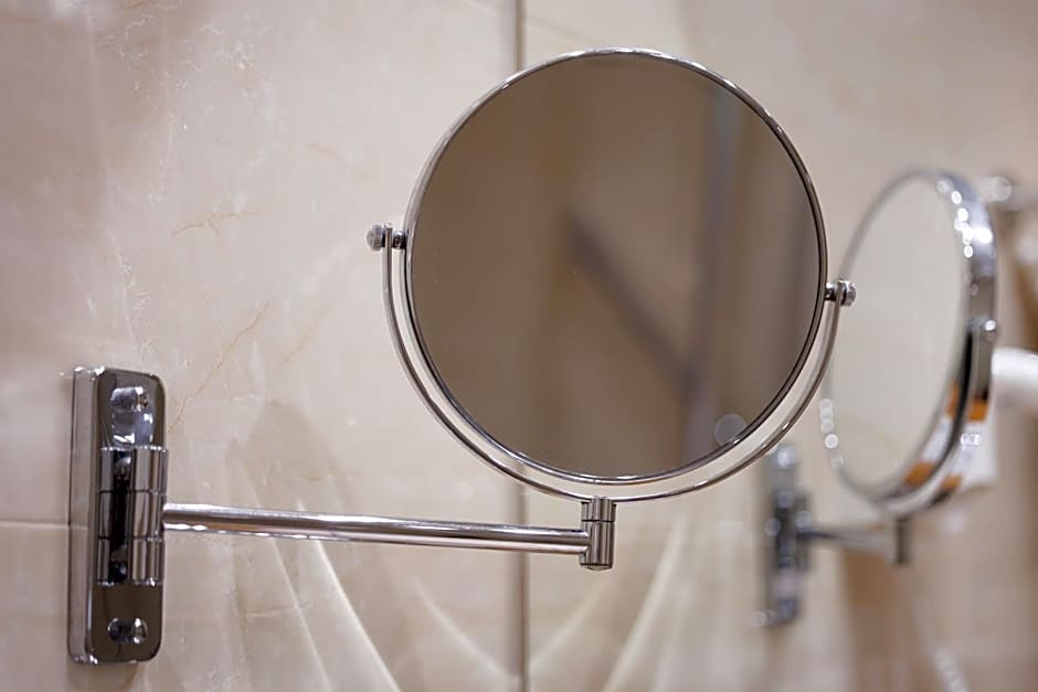 Continental Hotel-Pension