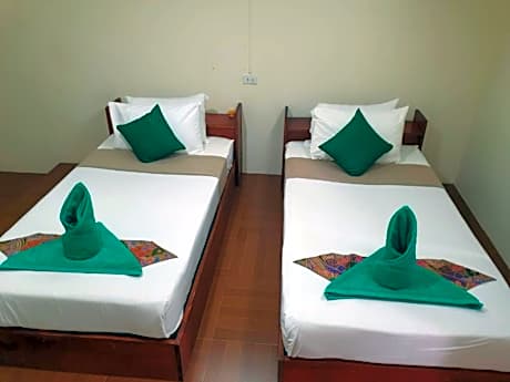 Twin Room with Private Bathroom