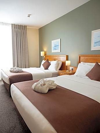 Accessible Two Queen Beds