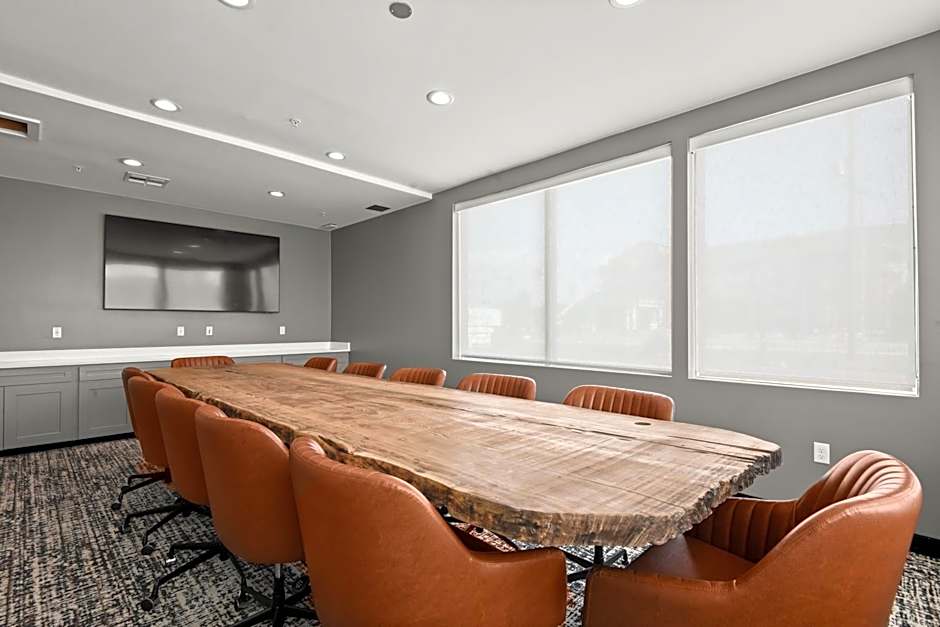 Holiday Inn Gonzales By IHG