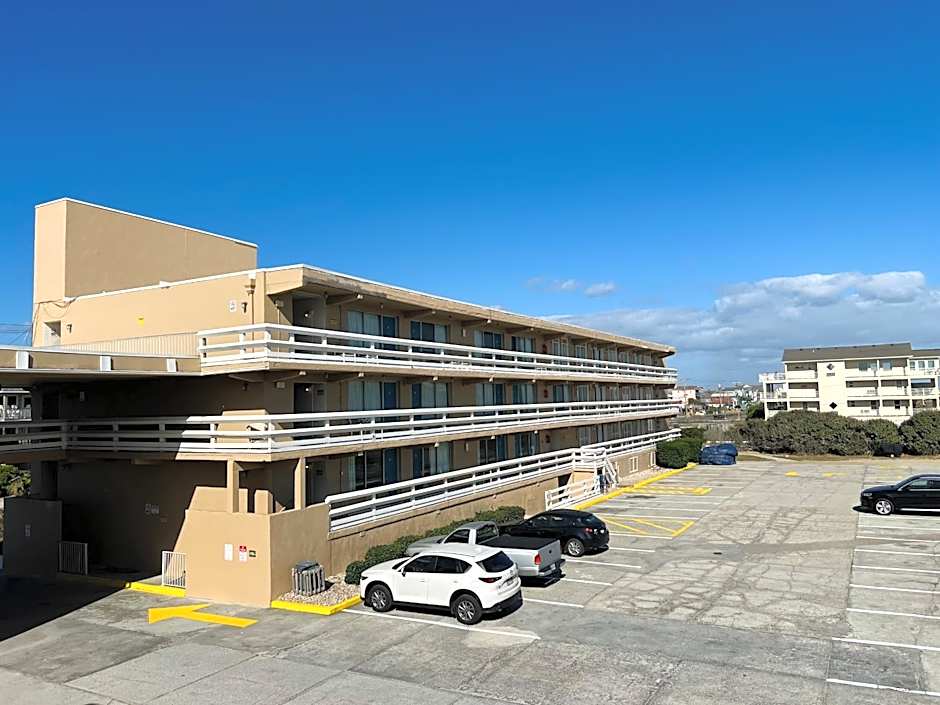 Mariner Inn And Suites