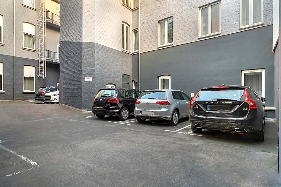 Hotel Leonet
