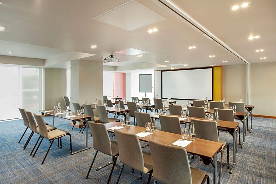 Hyatt Place West London Hayes