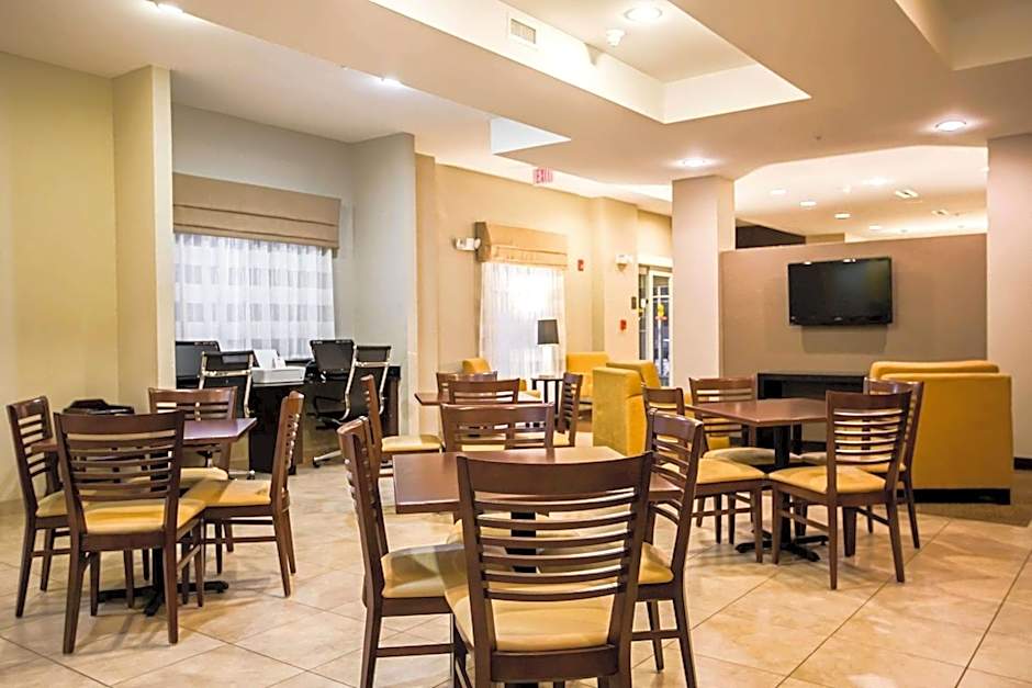 Sleep Inn & Suites Marion - Military Institute
