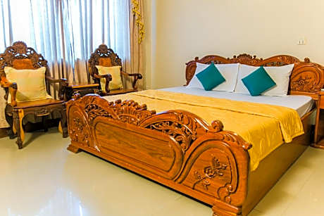Deluxe Double or Twin Room with Air Con
