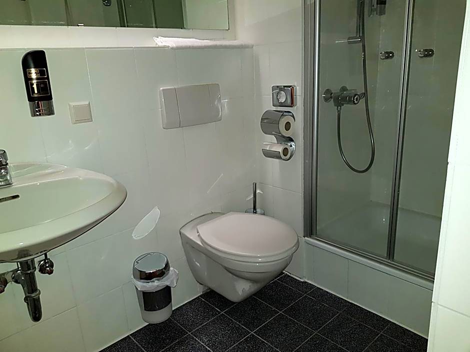 Confour Hotel