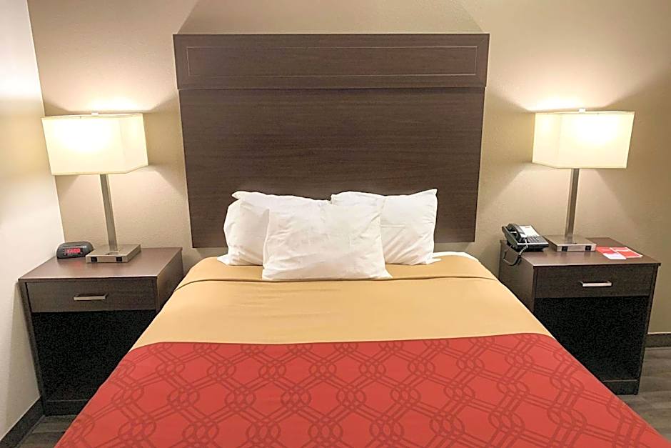 Econo Lodge Portland Downtown