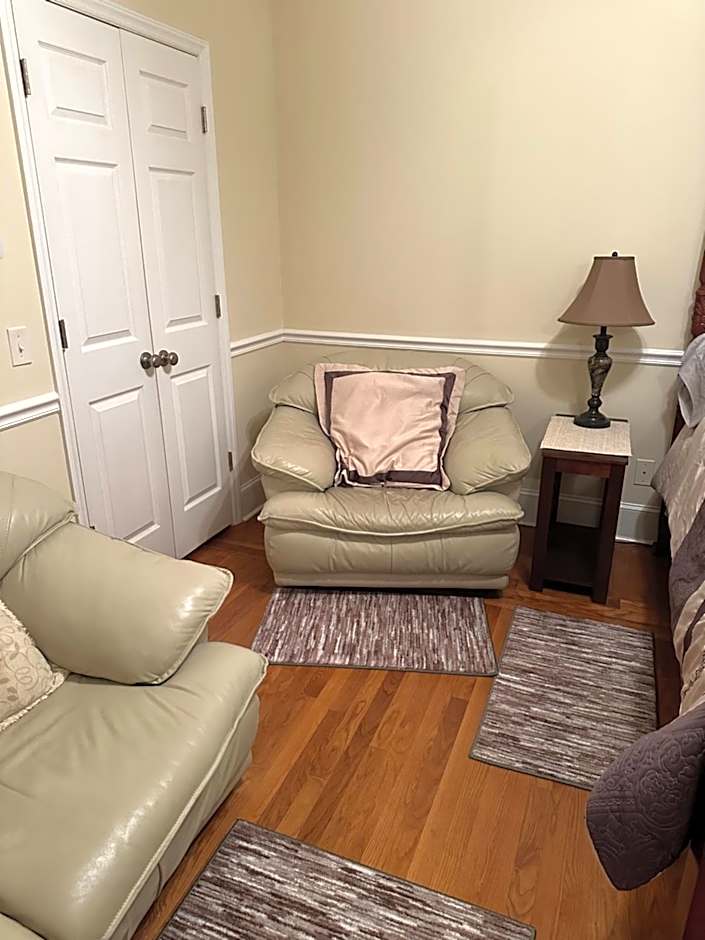 MooreField Suites Greensboro East