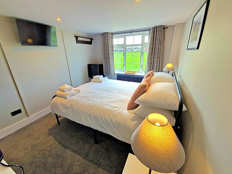 Dormy House Hotel