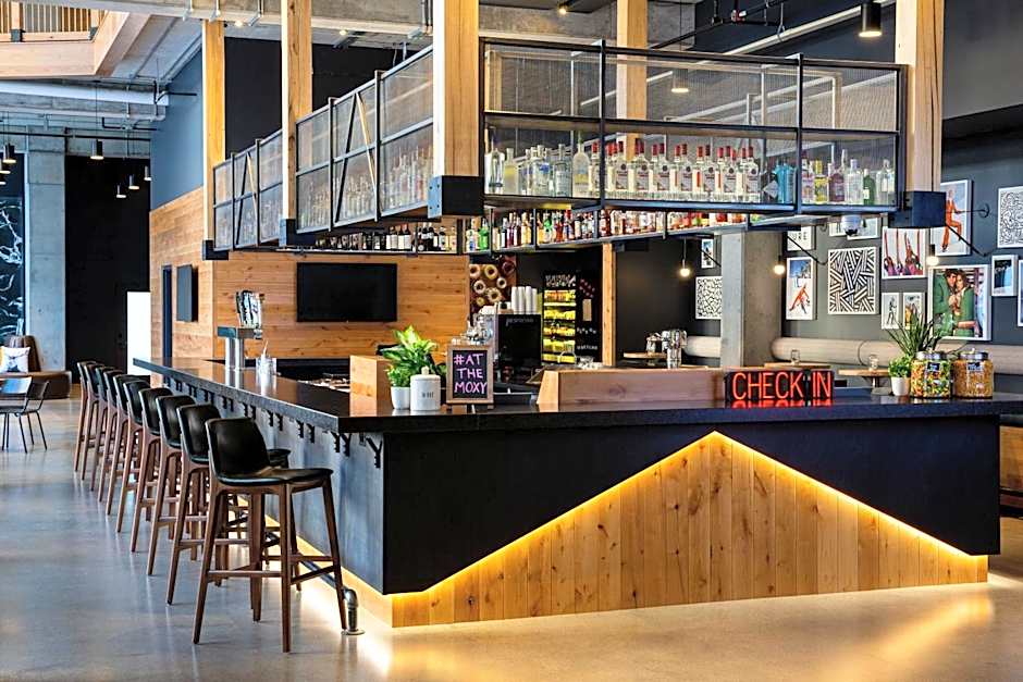 Moxy Minneapolis Downtown