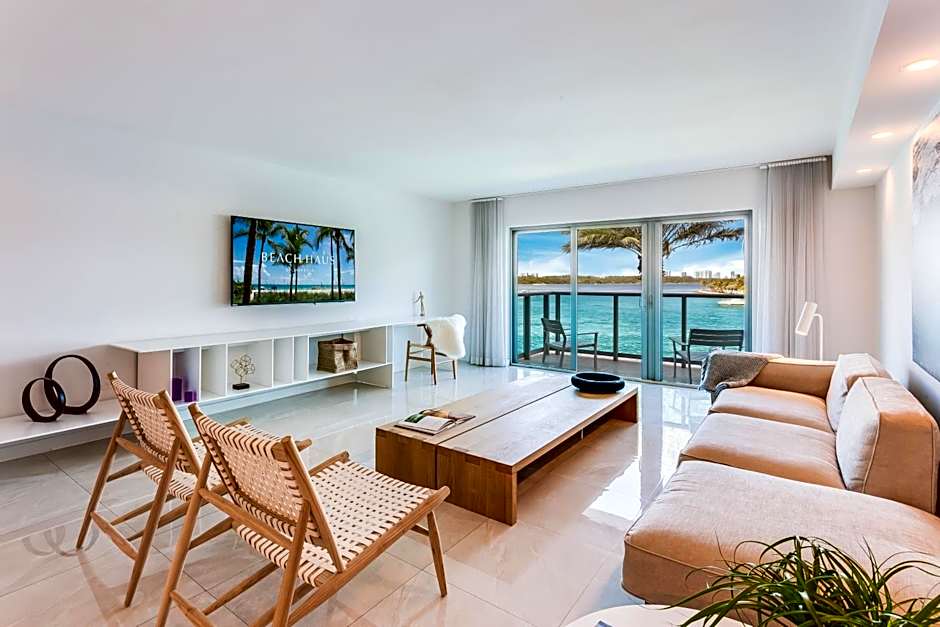 Beach Haus Bal Harbour