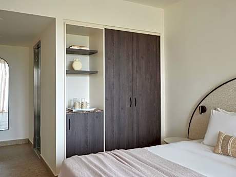 Twin Room Inland View
