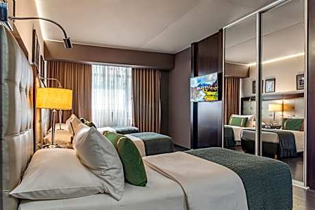 Superior Triple Room