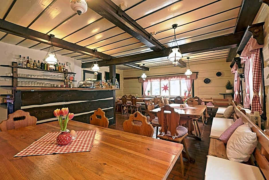 Penzion a Restaurace U Paseků