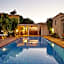 Alakapi Hotel & Villas