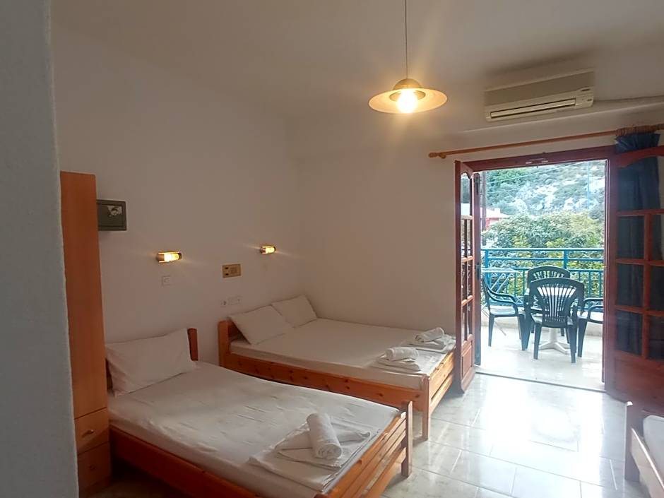 George Studios Stalis