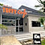 Toffy House Resort