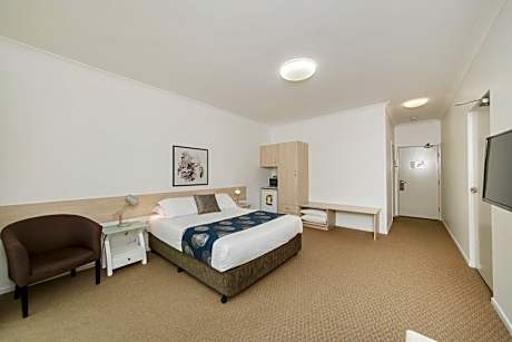 Queen Room with Balcony