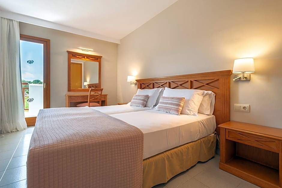 Inturotel Esmeralda Garden