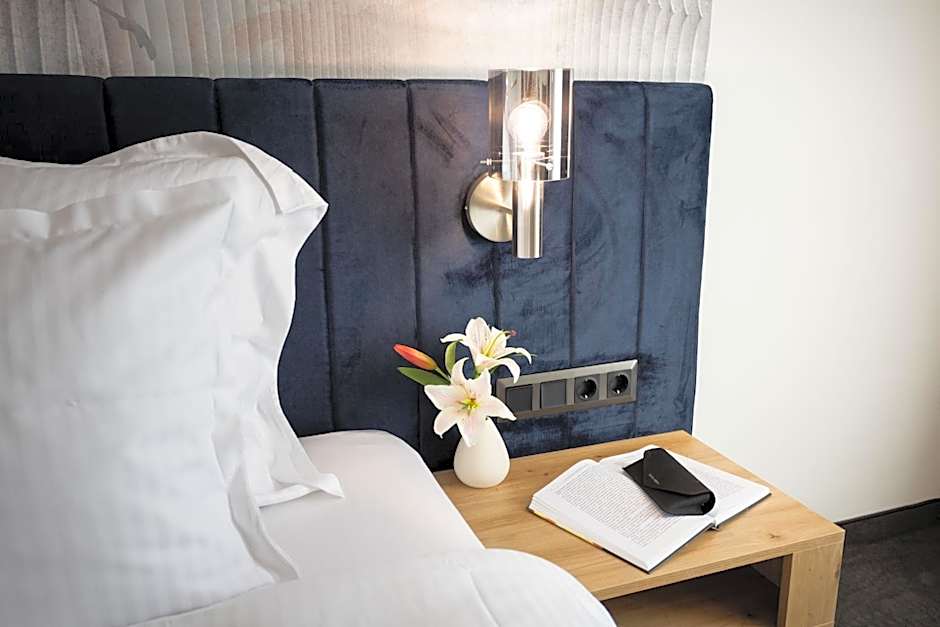 Blue Star Luxury Hotel