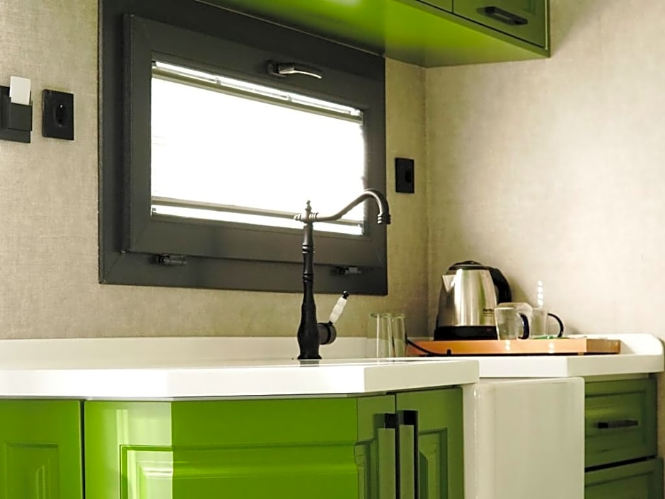 River Side TinyHouse