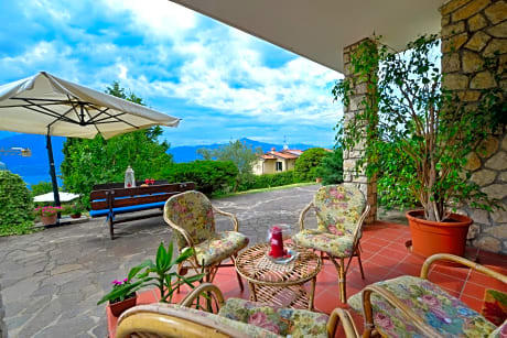 Bed and Breakfast Due Leoni