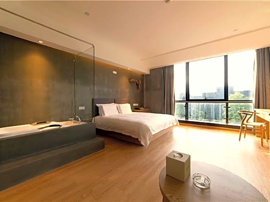 Park Yu Hotel (Ningbo University Qingshuipu Metro Station)