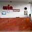 Win Hotel Blok M