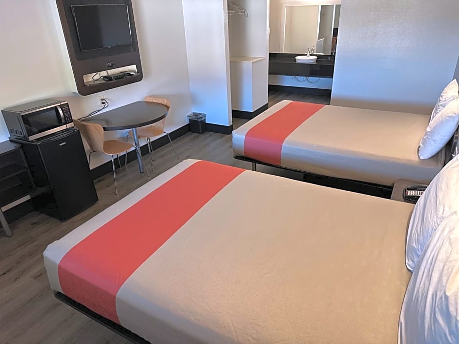 Motel 6-Globe, AZ