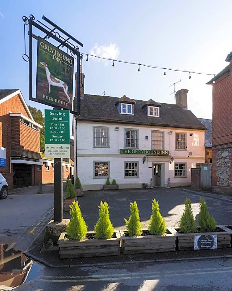 Greyhound Inn Wilton