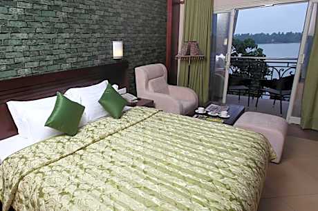 Premium Double Room With Lake View