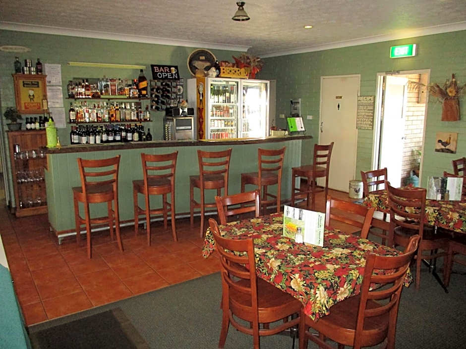 Barcaldine Country Motor Inn