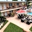 Carlton House Motel and Suites