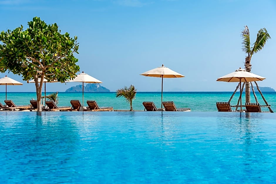 SAii Phi Phi Island Village