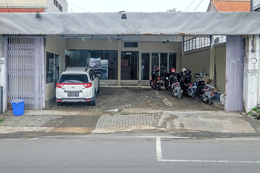 RedDoorz @ Jalan Setiabudi Semarang