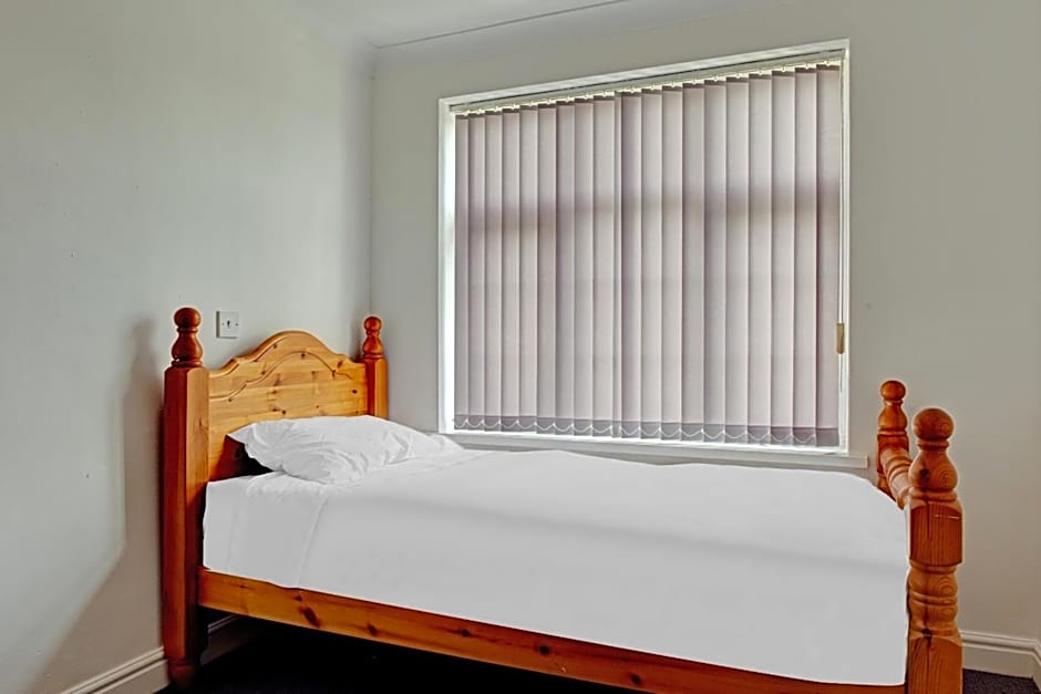 The Gables Hotel, Birmingham Airport